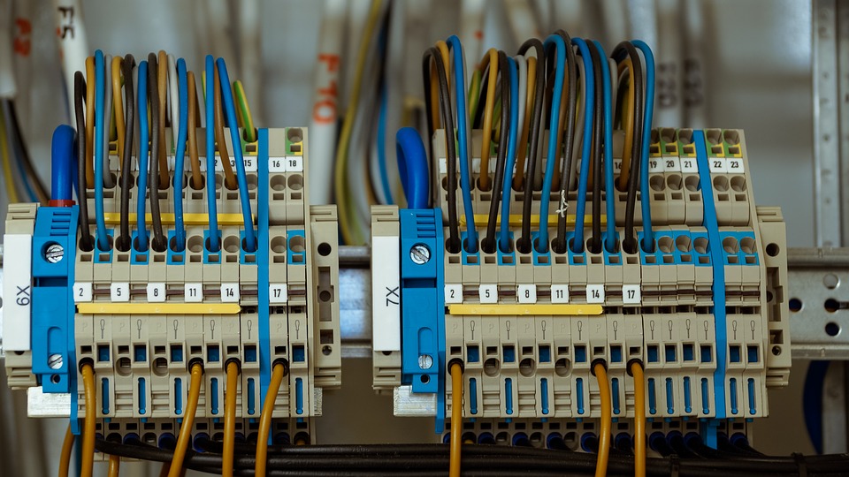 Electrician Autorizat Sector 5 – Strazi si bulevarde acoperite de firma noastra de instalatii in sectorul 5, Bucuresti