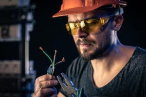 Electrician autorizat sector 3